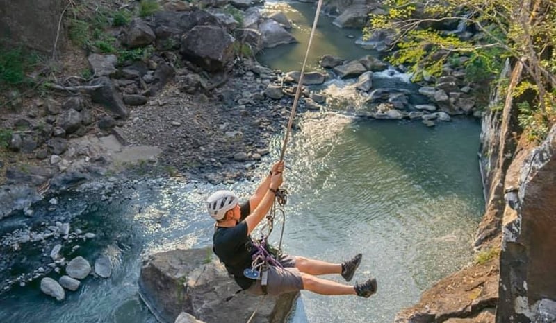 Wellness in Motion Center of Joy SUP  Hot Springs Adventures for Couples (2)