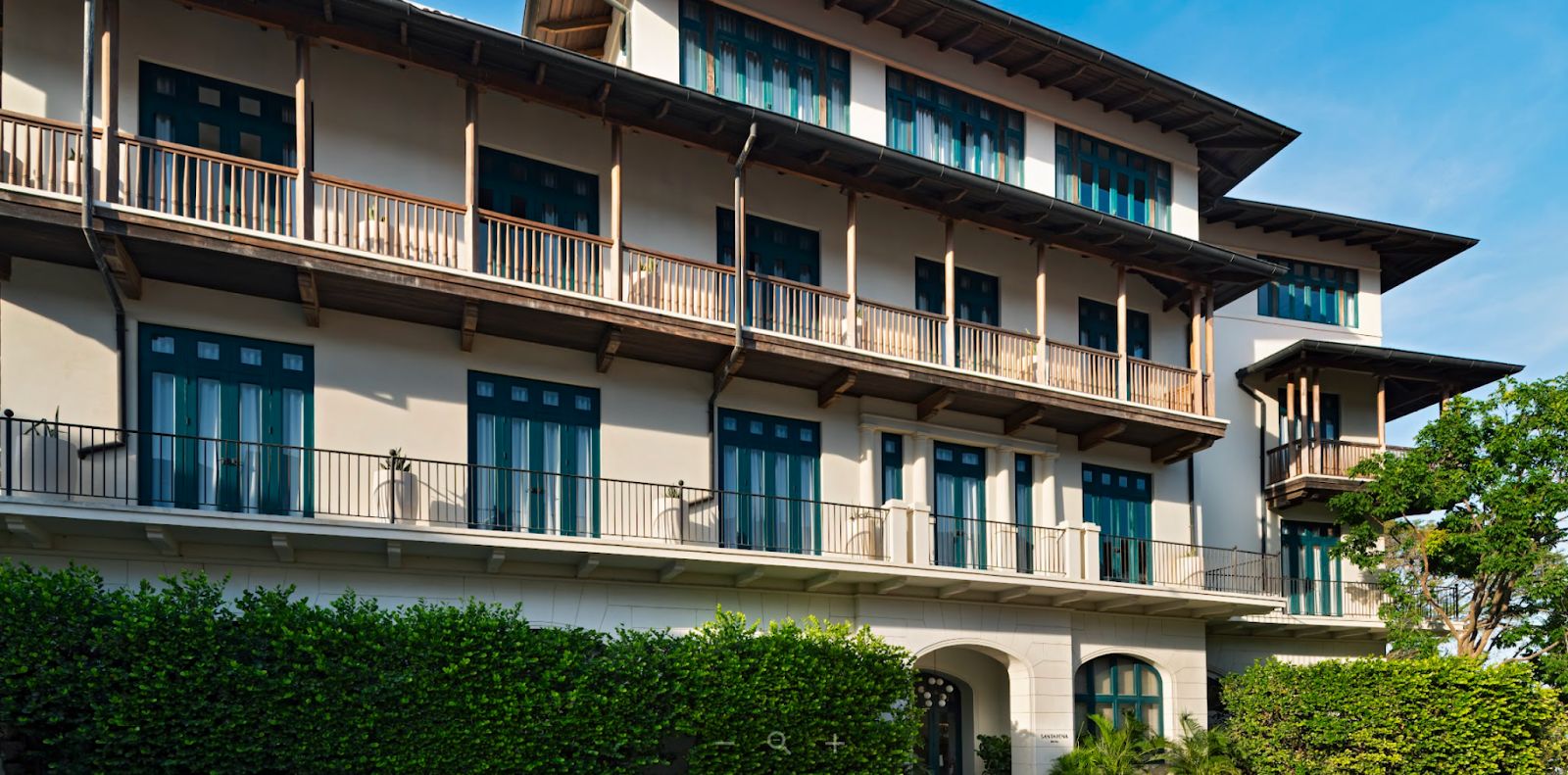 Why Santarena Visitors Fall in Love with Las Catalinas